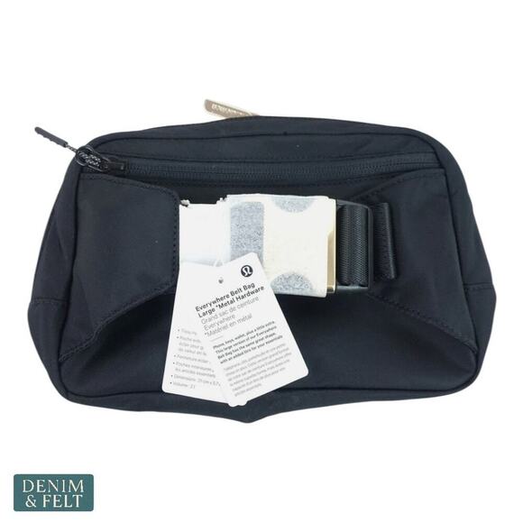 Lululemon Everywhere Belt Bag 1L Black Medal Gold Adjustable Strap NEW/NWT!! - Picture 5 of 8